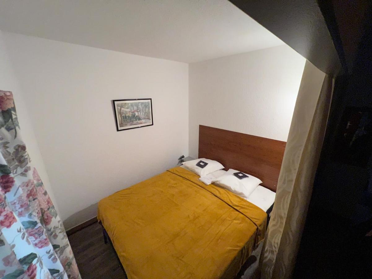 Apartment T2 Avec Veranda Et Piscine A La Napoule
